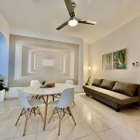 200m Away Europa Mare * Loano